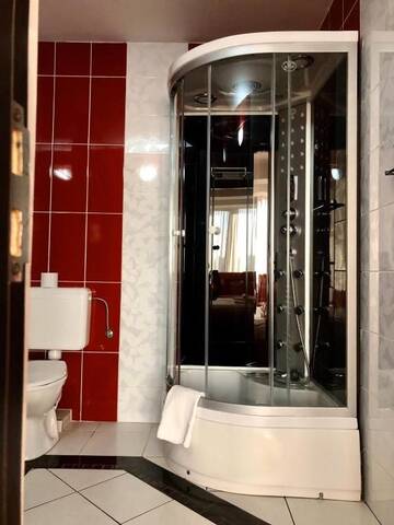Фото номера Двухместный номер Делюкс с 1 кроватью Отель Hotel A3 г. Кымпия-Турзи 23