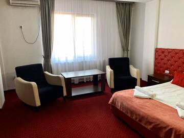 Фото номера Двухместный номер Делюкс с 1 кроватью Отель Hotel A3 г. Кымпия-Турзи 9